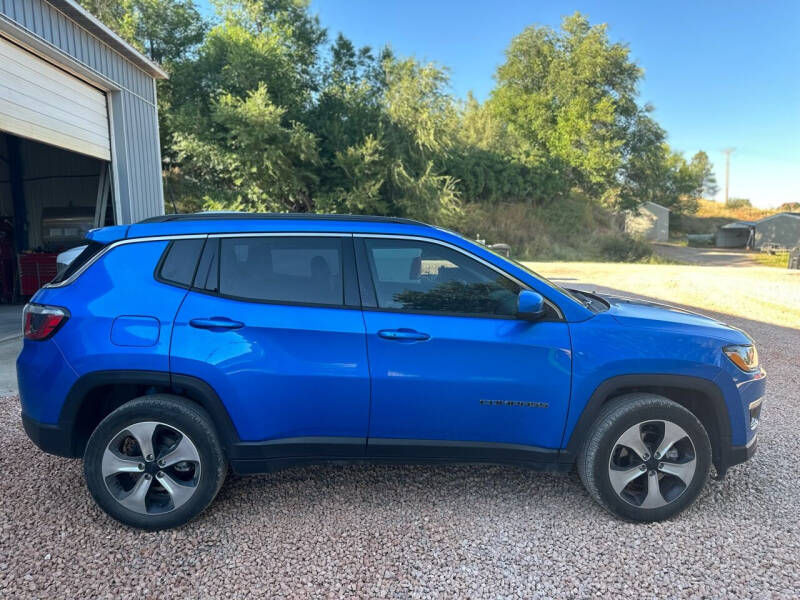 2020 Jeep Compass Latitude photo 4