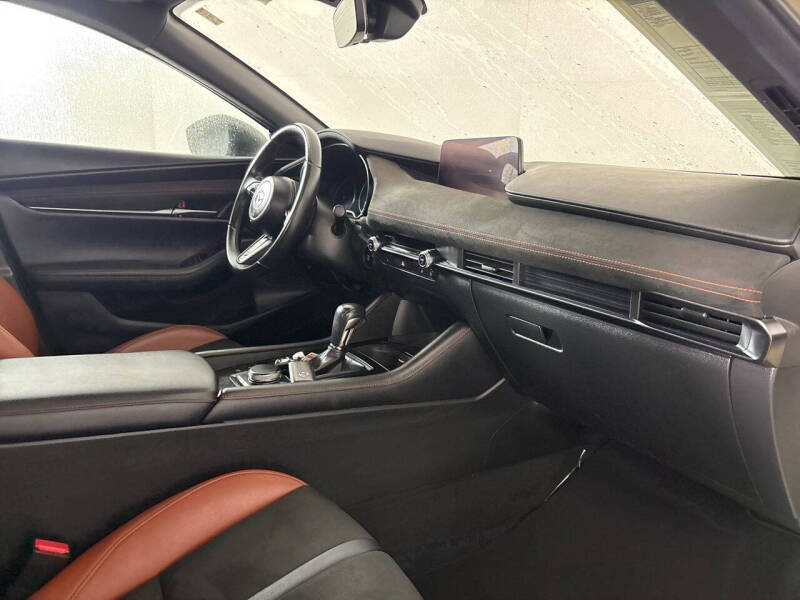 2024 Mazda Mazda3 Hatchback 2.5 Carbon Turbo