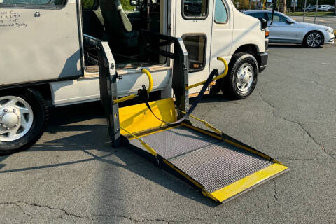 2011 Ford E-Series E-350 SD