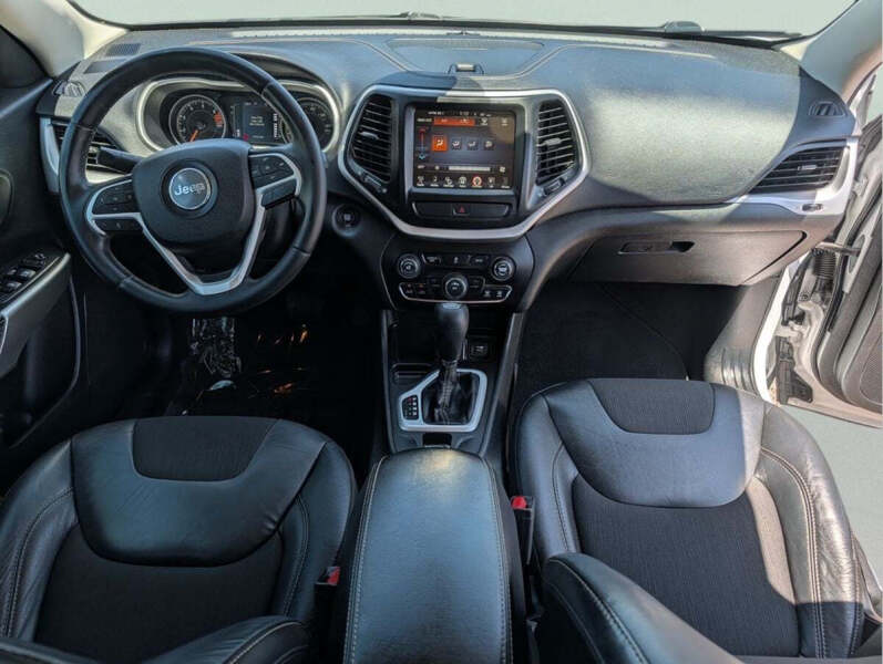 2018 Jeep Cherokee Latitude Plus