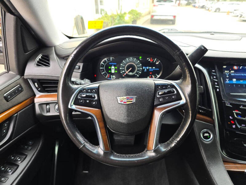 2019 Cadillac Escalade Luxury