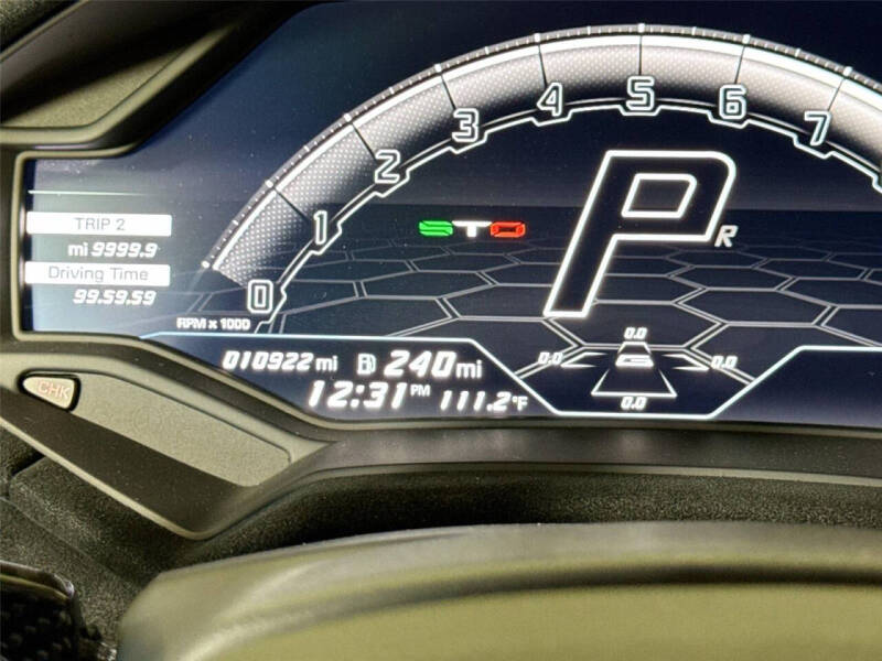 2023 Lamborghini Huracan STO