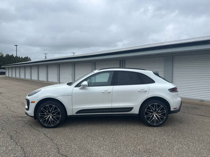 2026 Porsche Macan