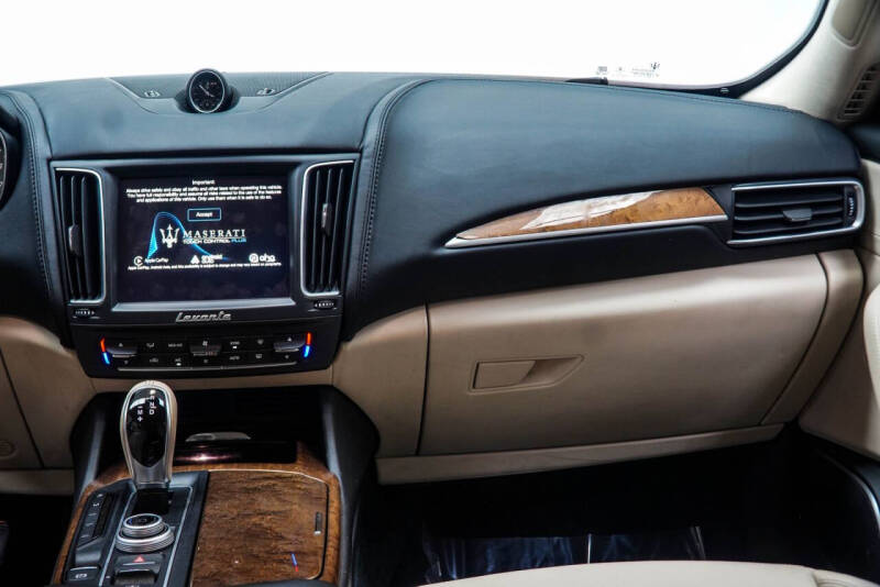 2017 Maserati Levante