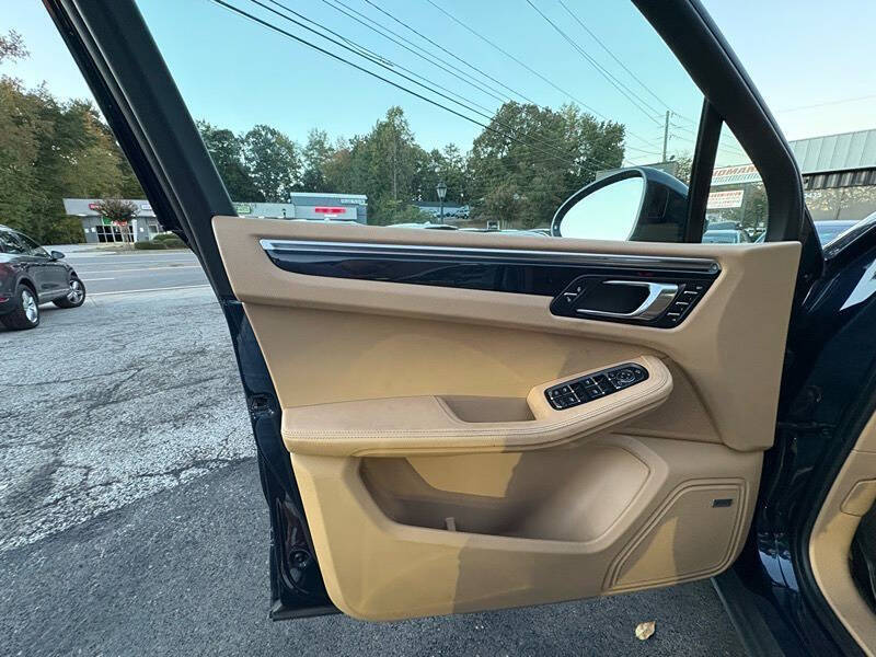 2015 Porsche Macan S