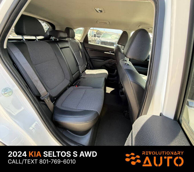 2024 Kia Seltos S