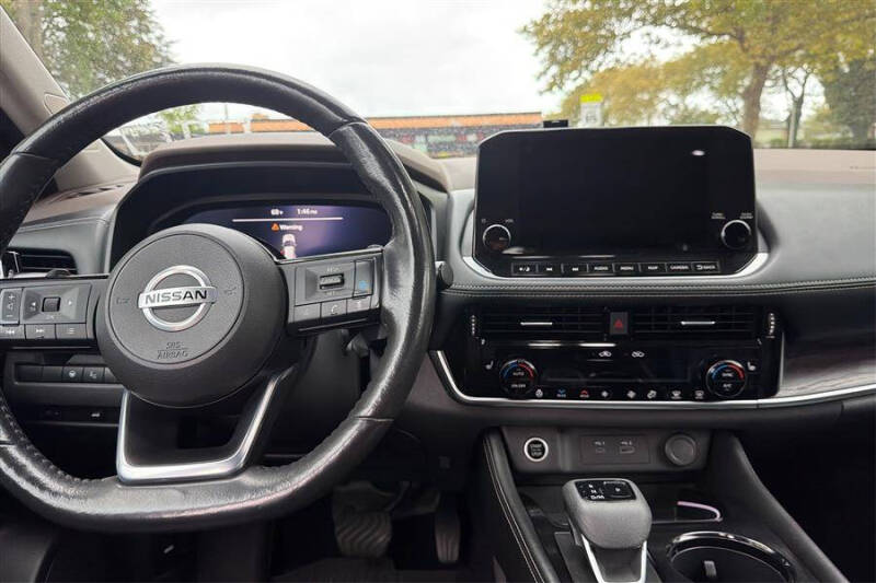 2021 Nissan Rogue Platinum