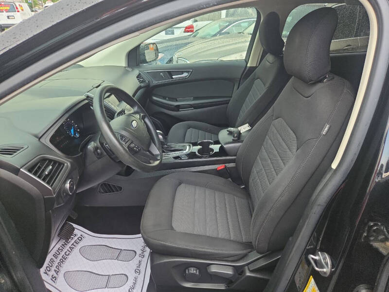 2018 Ford Edge SE