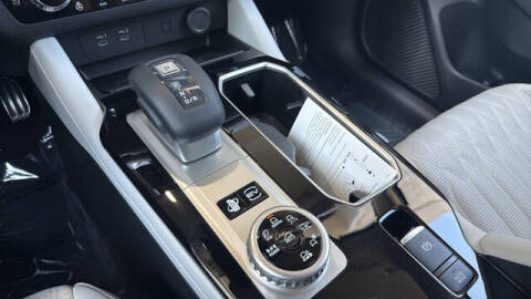 2026 Mitsubishi Outlander PHEV SEL