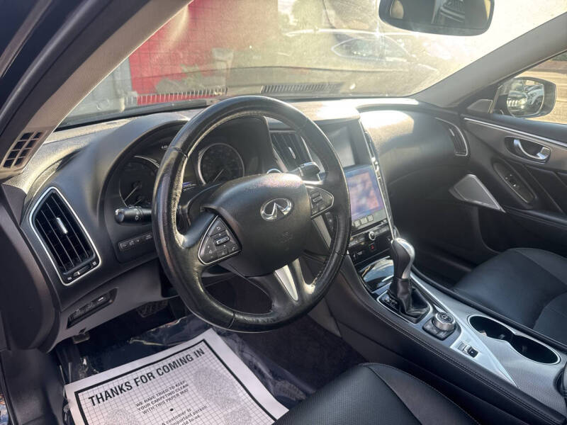 2017 Infiniti Q50 2.0T Premium