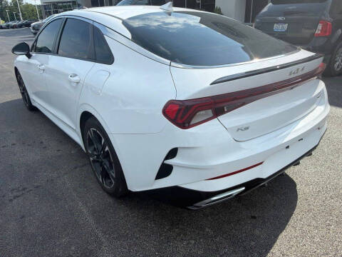 2022 Kia K5