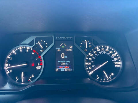 2022 Toyota Tundra SR5