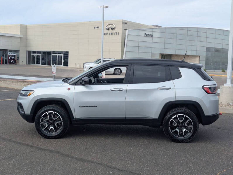 2025 Jeep Compass Trailhawk