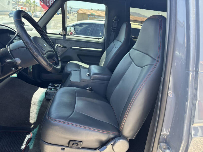 1992 Ford Bronco Custom