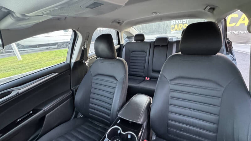 2014 Ford Fusion Hybrid SE