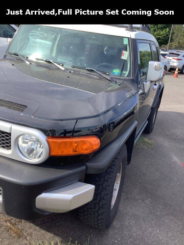 2008 Toyota FJ Cruiser for sale at Royal Moore Custom Finance in Hillsboro OR
