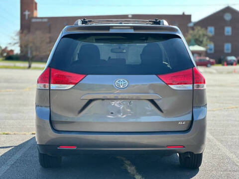 2013 Toyota Sienna
