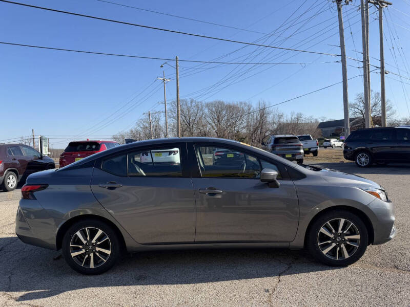 2021 Nissan Versa SV