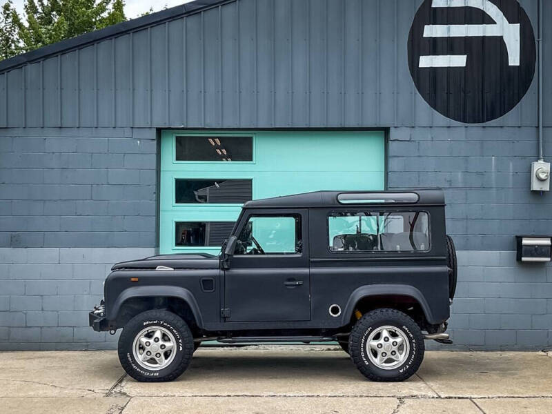 1990 Land Rover Defender