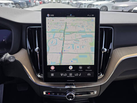 2026 Volvo XC60 T8 Plus