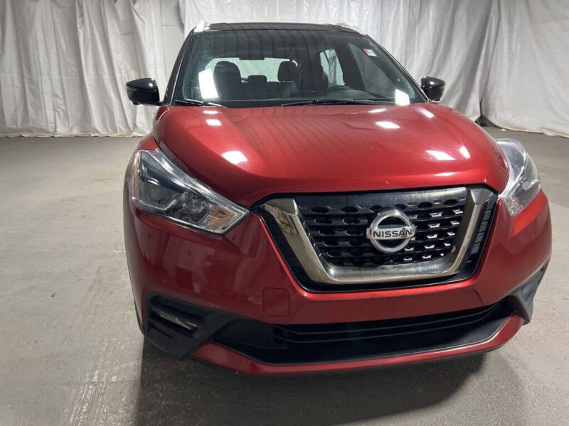 2019 Nissan Kicks SR