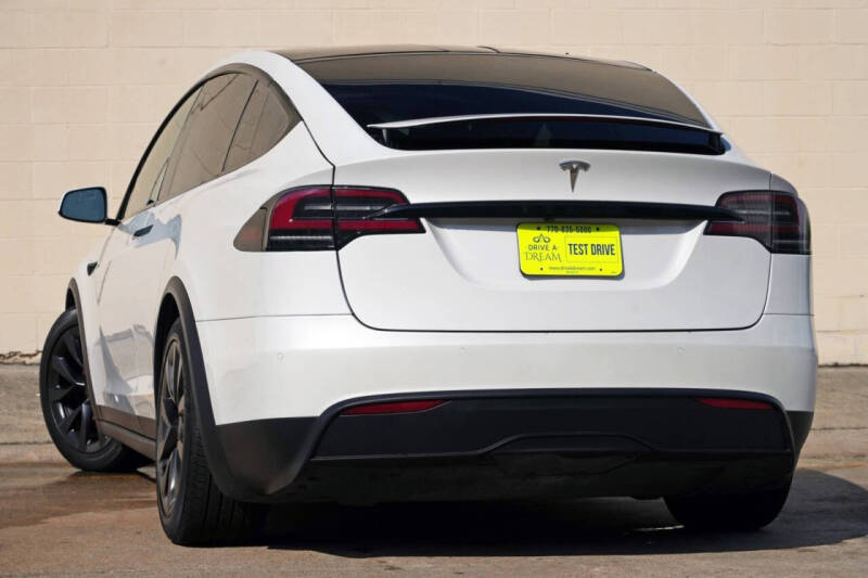 2023 Tesla Model X Standard Range