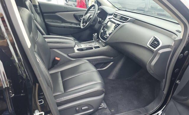 2023 Nissan Murano SV