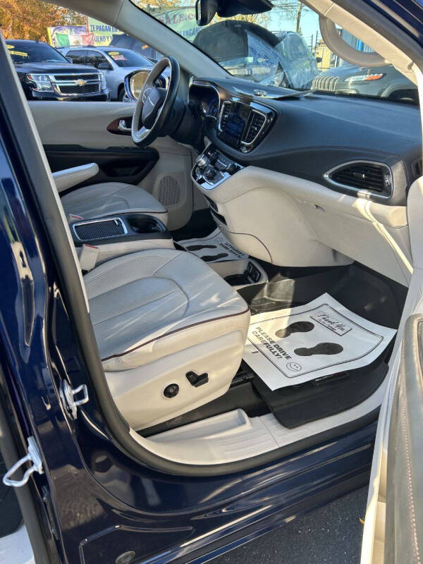 2017 Chrysler Pacifica Limited