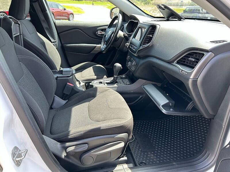 2021 Jeep Cherokee
