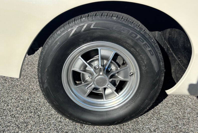 1963 Studebaker Avanti