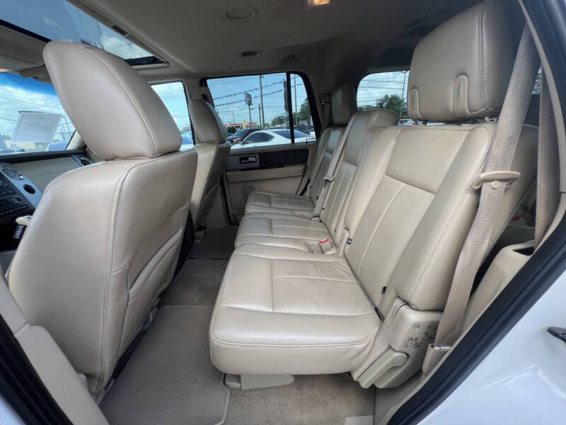 2011 Ford Expedition XLT