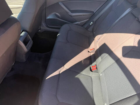 2014 Volkswagen Passat 1.8T S