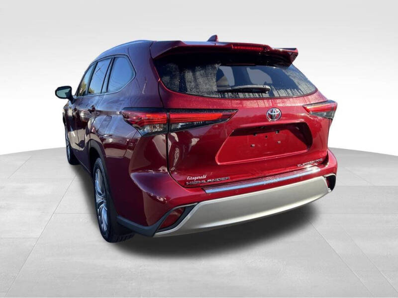 2021 Toyota Highlander Platinum