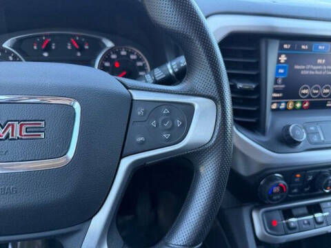 2022 GMC Acadia SLE