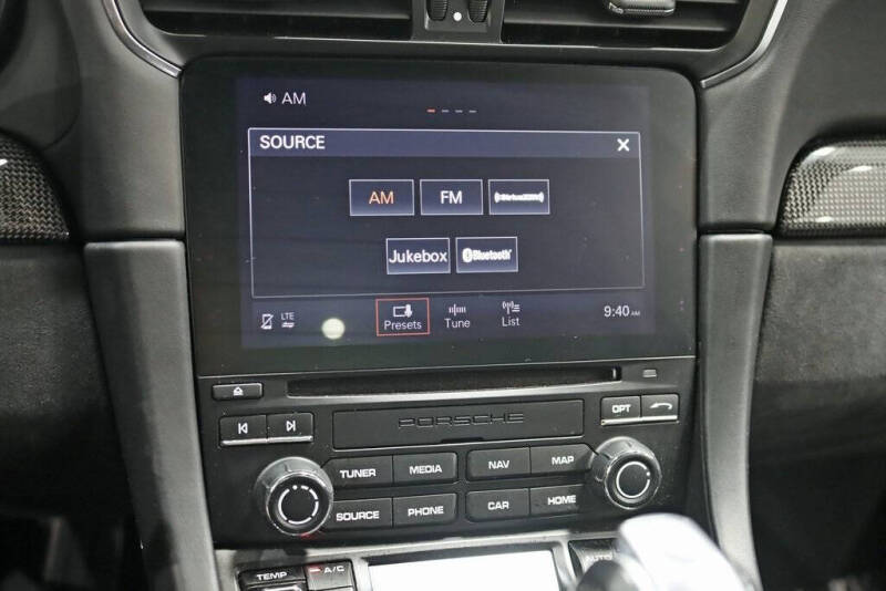 2018 Porsche 911 Carrera GTS