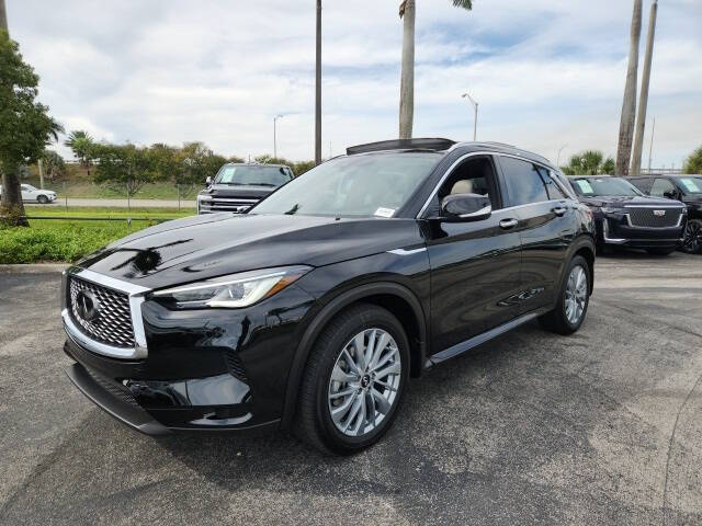 2025 Infiniti QX50 Luxe