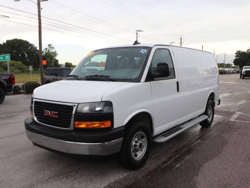 2025 GMC Savana 2500