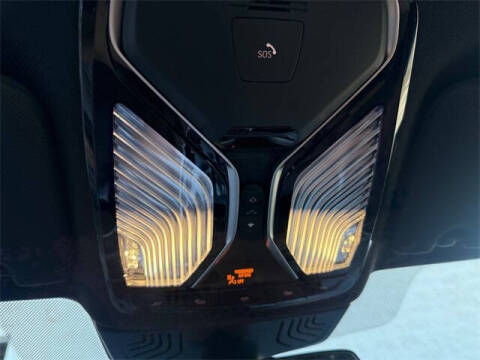 2022 BMW 7 Series 740i