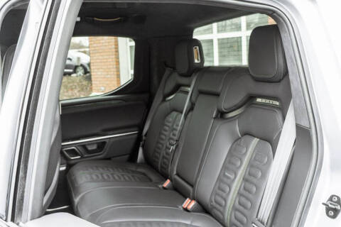 2023 Rivian R1T Adventure