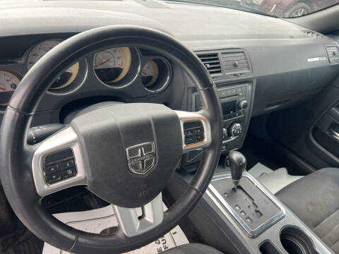 2013 Dodge Challenger SXT