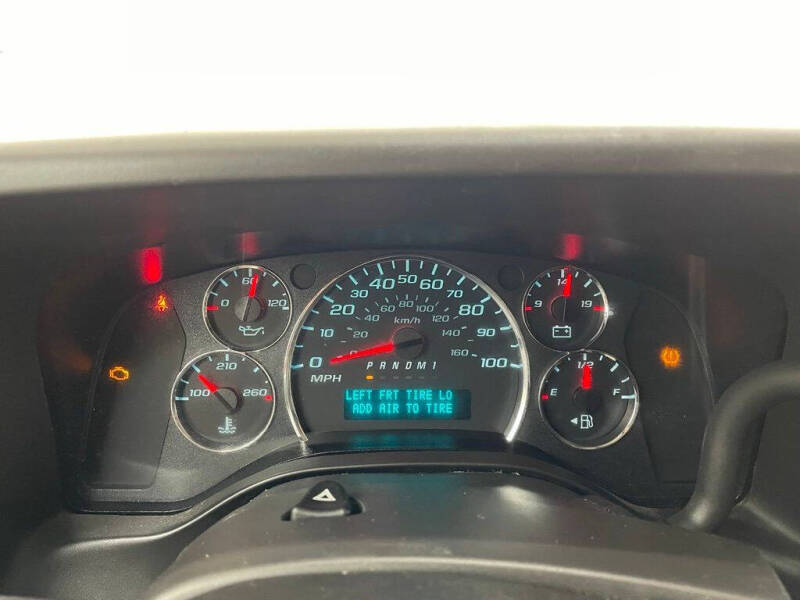 2023 Chevrolet Express 2500