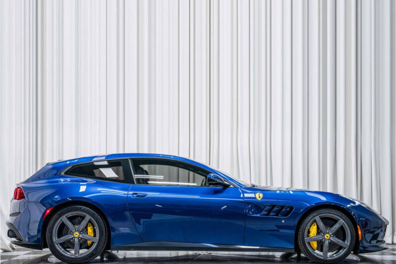 2019 Ferrari GTC4Lusso