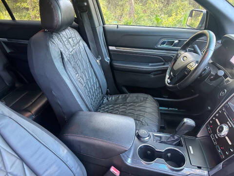 2016 Ford Explorer Sport