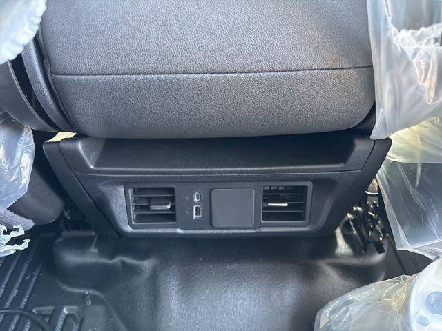 2025 GMC Sierra 3500HD CC Pro