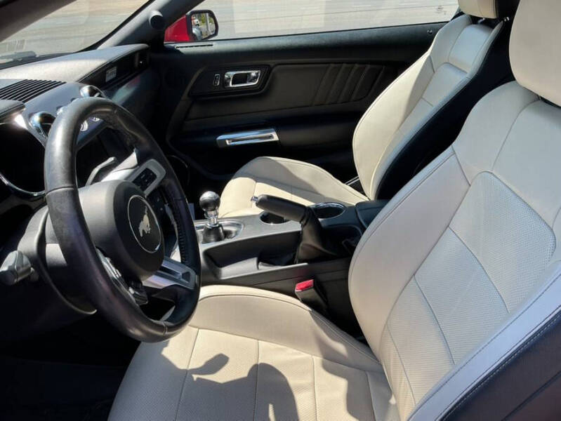 2015 Ford Mustang