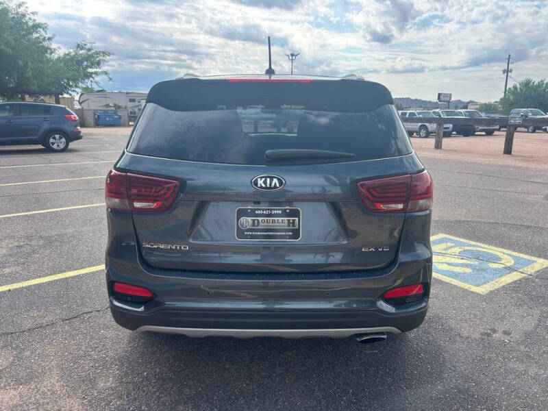 2020 Kia Sorento EX V6
