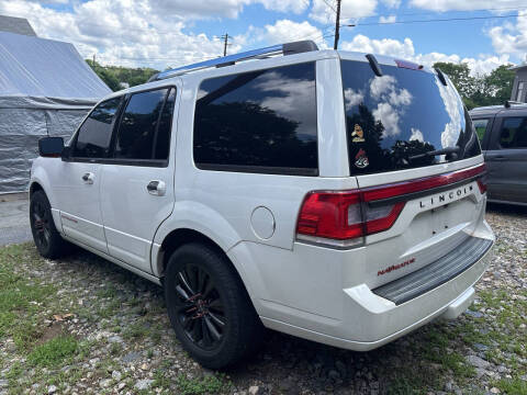 2017 Lincoln Navigator Select