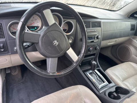 2005 Dodge Magnum SXT