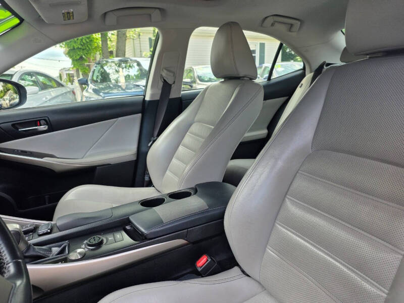 2015 Lexus IS 250 Crafted Line