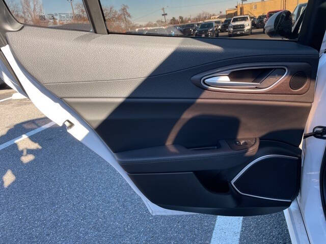 2022 Alfa Romeo Giulia Ti